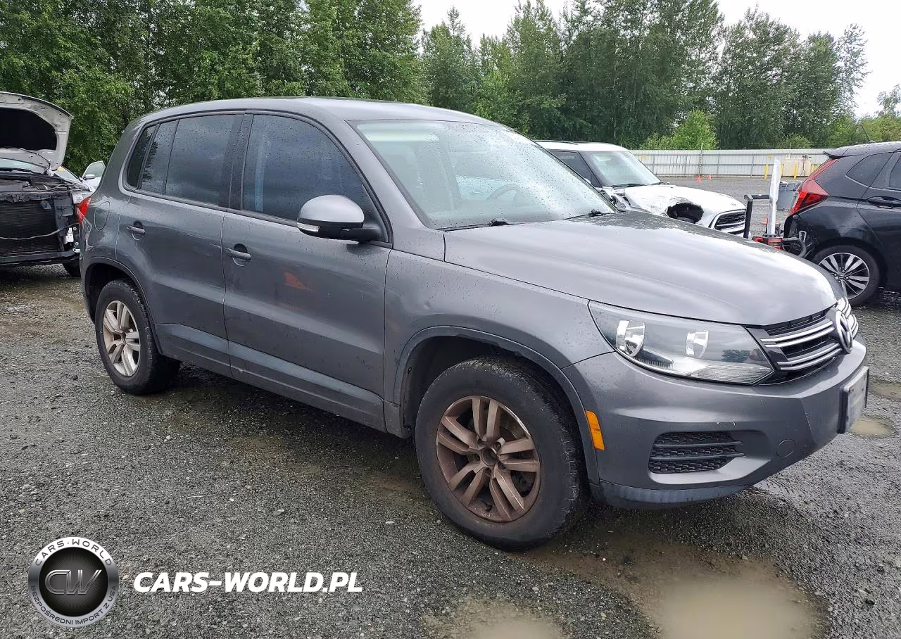 2013 Volkswagen Tiguan S VIN:WVGBV3AX5DW584594 - 4