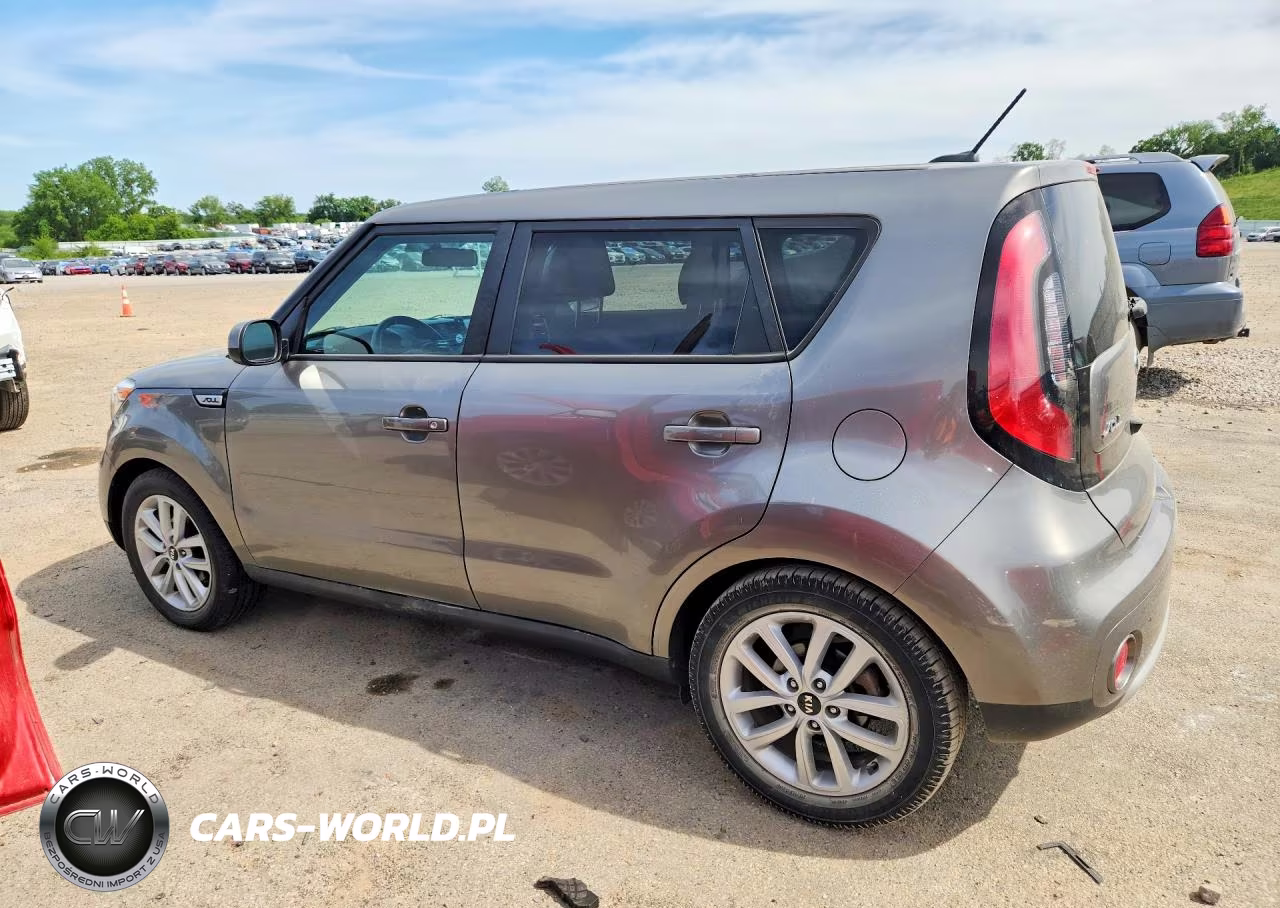 2017 Kia Soul + VIN:KNDJP3A51H7422308 - 2