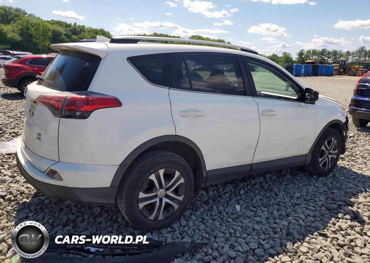 2017 Toyota Rav4 Le VIN:JTMBFREV8HJ106329 - 3