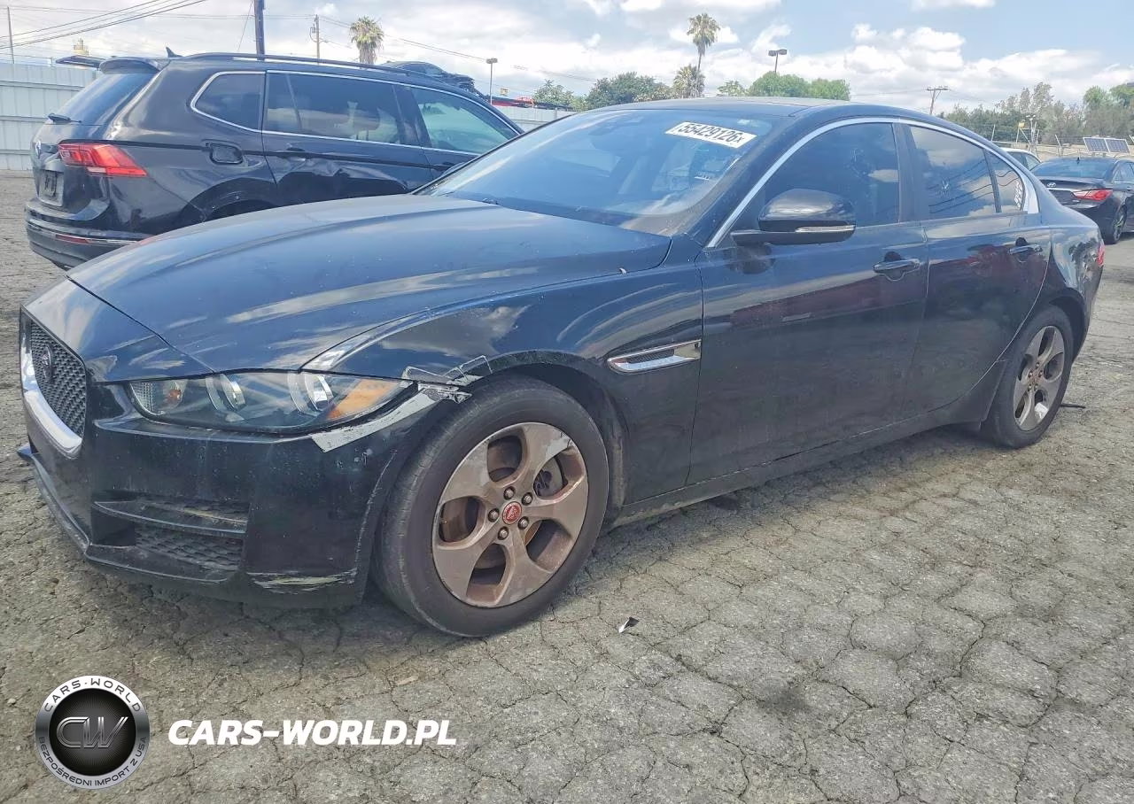 2017 Jaguar Xe