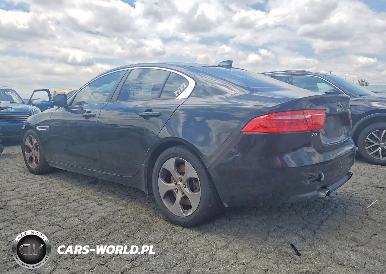 2017 Jaguar Xe VIN:SAJAR4BG8HA962887 - 2