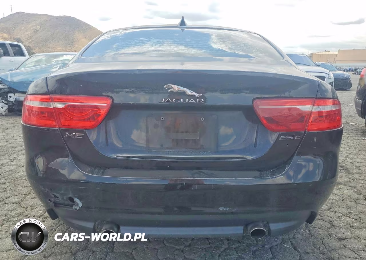 2017 Jaguar Xe VIN:SAJAR4BG8HA962887 - 6