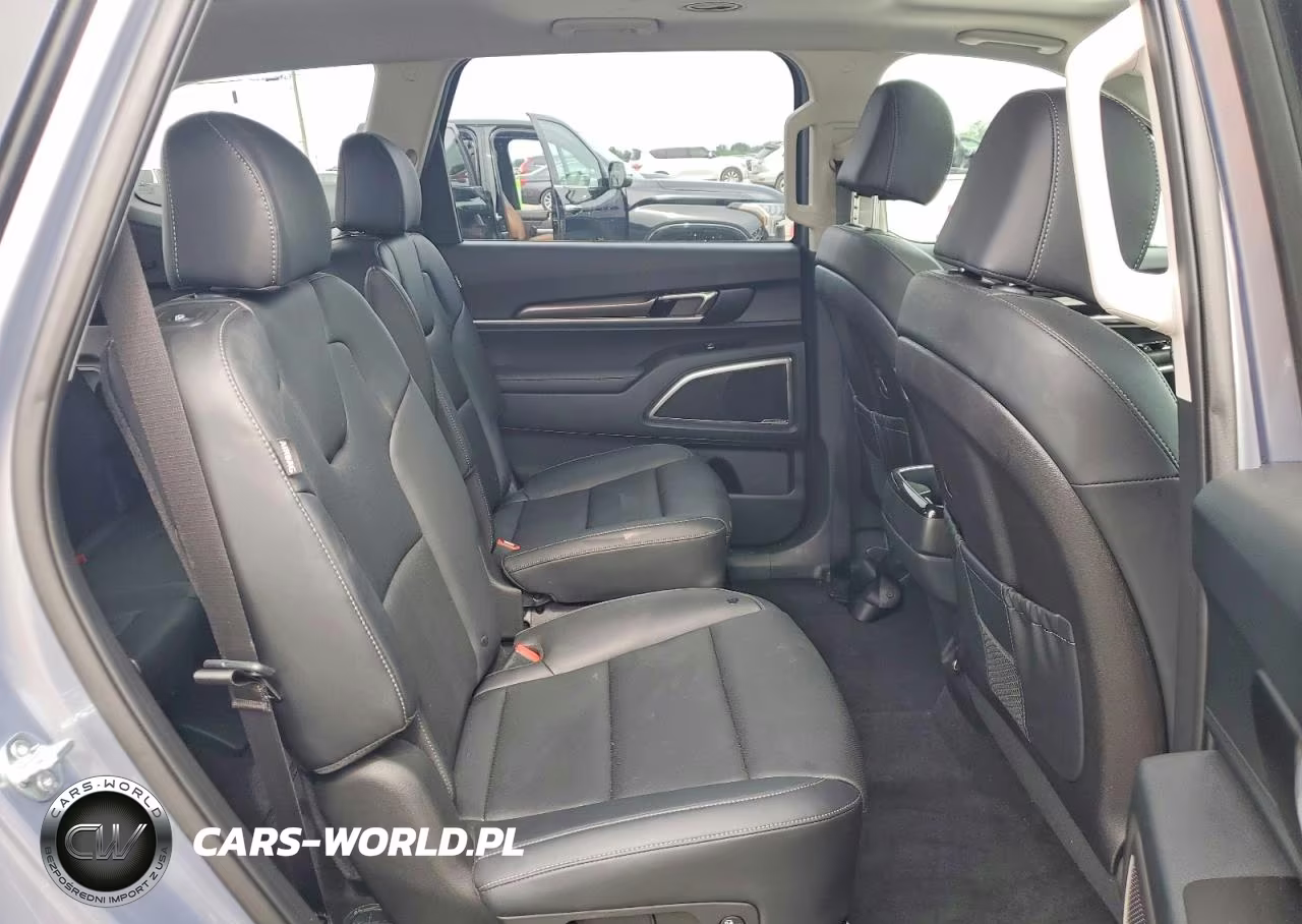 2025 Kia Telluride S VIN:5XYP6DGC3SG628412 - 11