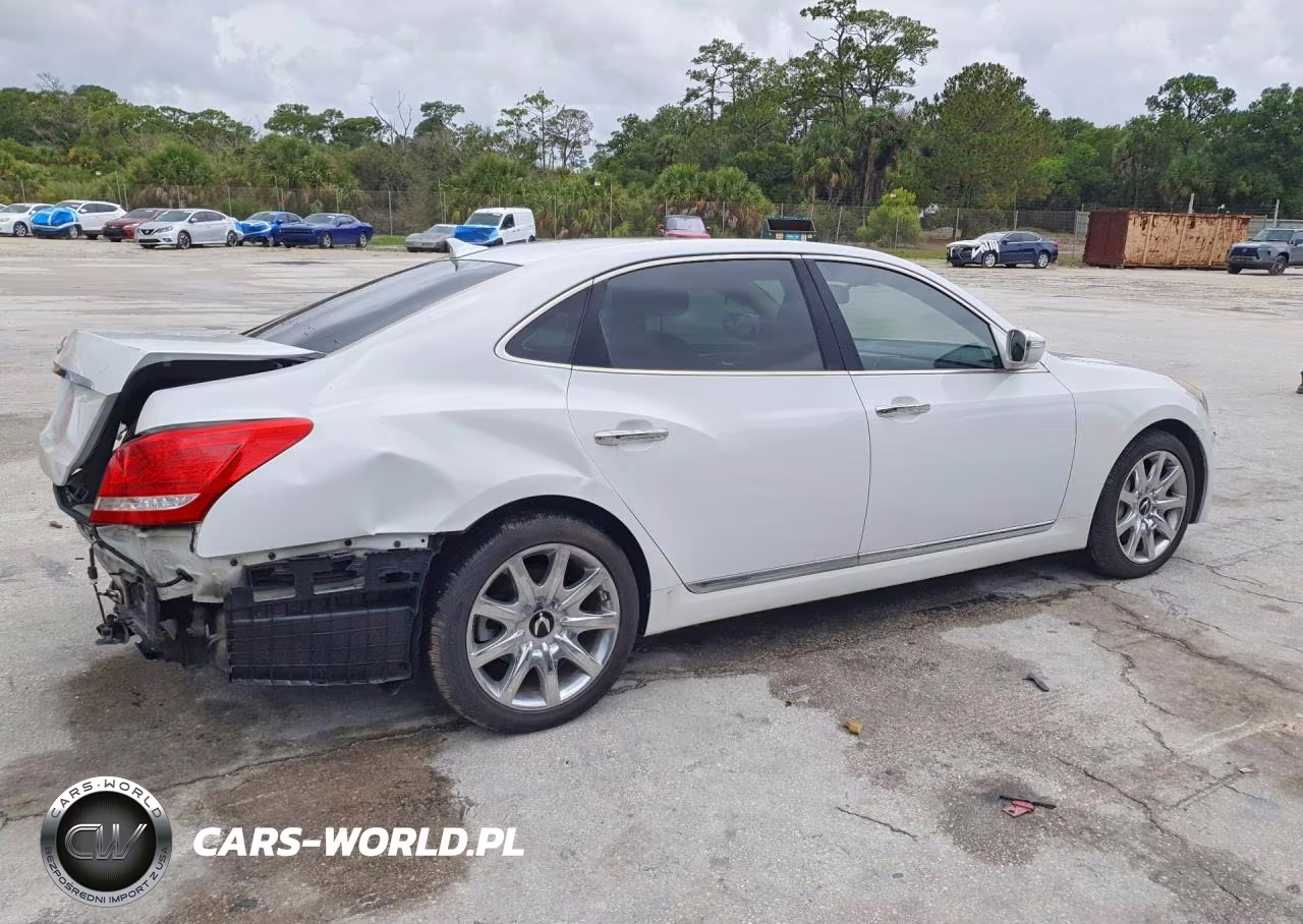 2012 Hyundai Equus Signature VIN:KMHGH4JH7CU052205 - 3