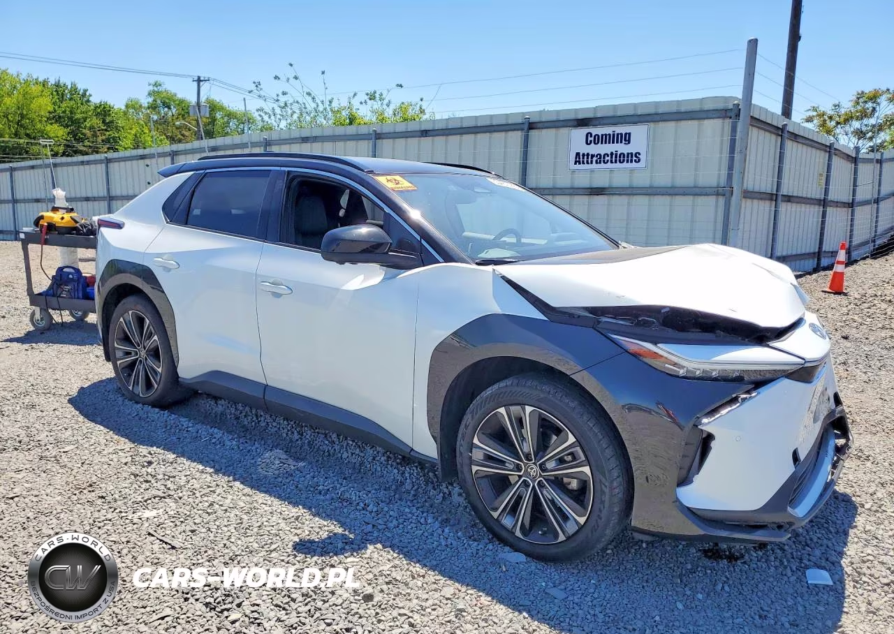 2023 Toyota Bz4X Limited VIN:JTMABABA7PA001337 - 4