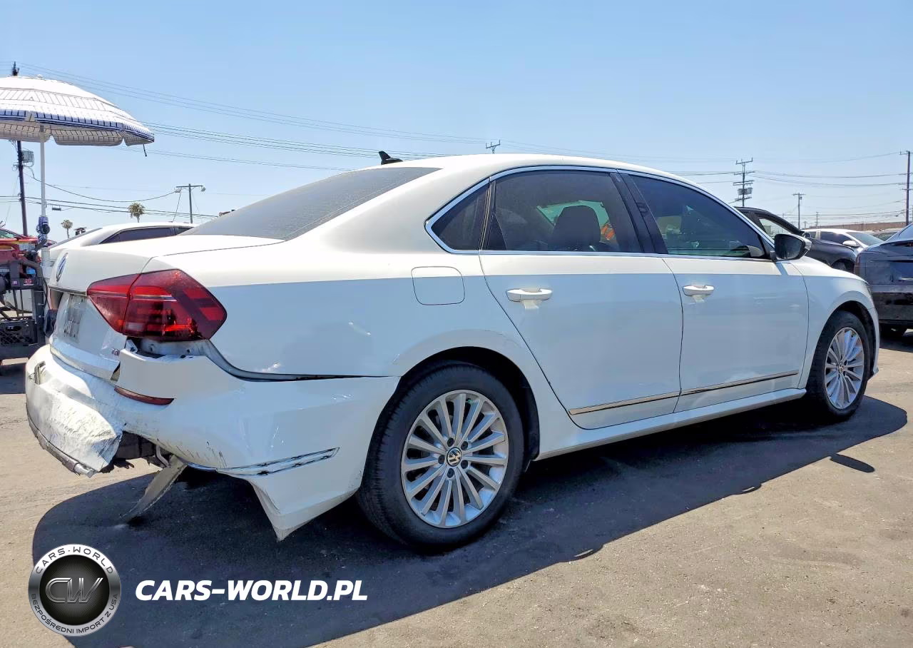 2017 Volkswagen Passat Se VIN:1VWBT7A31HC037440 - 3