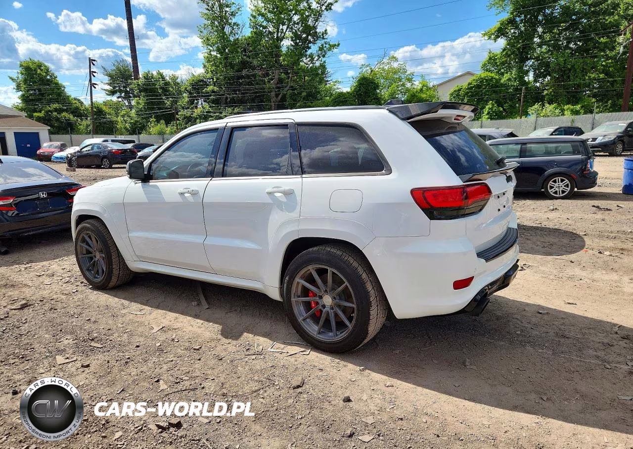 2015 Jeep Grand Cherokee Srt-8 VIN:1C4RJFDJ2FC803054 - 2