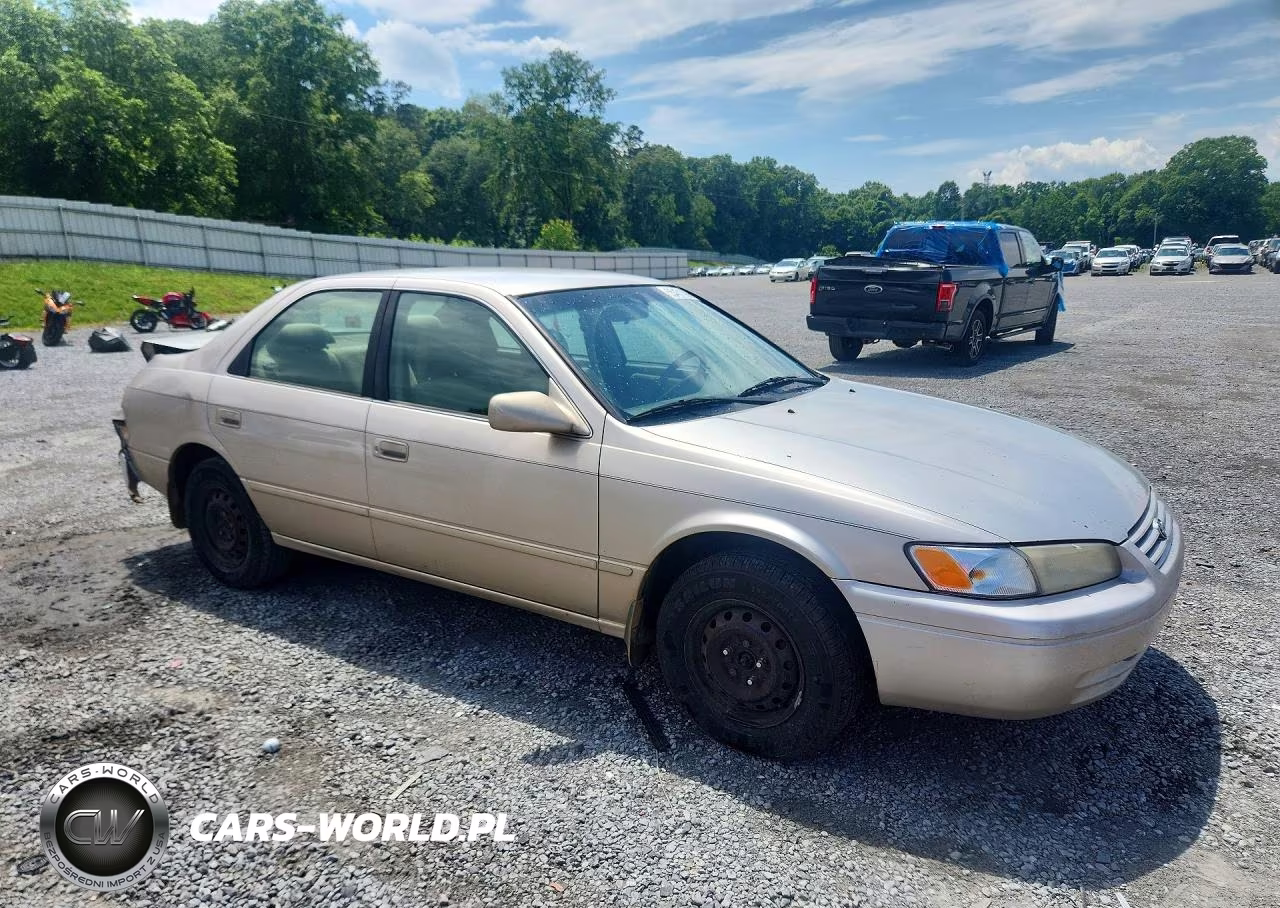 1999 Toyota Camry VIN:4T1BG22K7XU895824 - 4