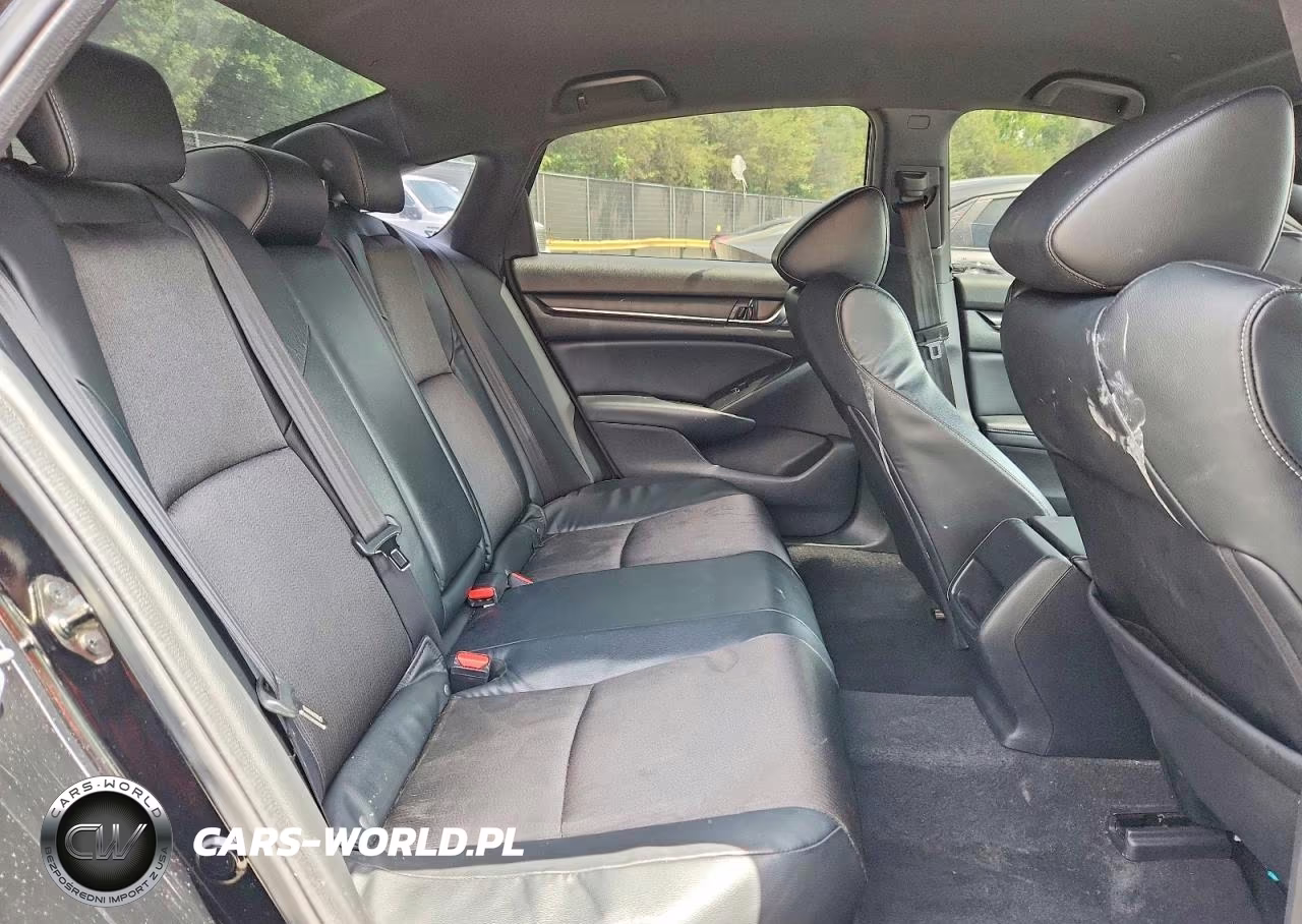 2018 Honda Accord Sport VIN:1HGCV1F37JA170939 - 10