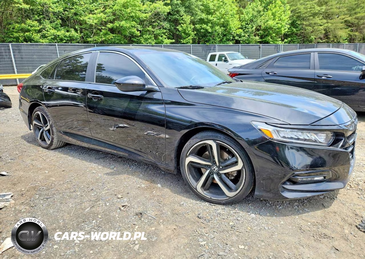 2018 Honda Accord Sport VIN:1HGCV1F37JA170939 - 4