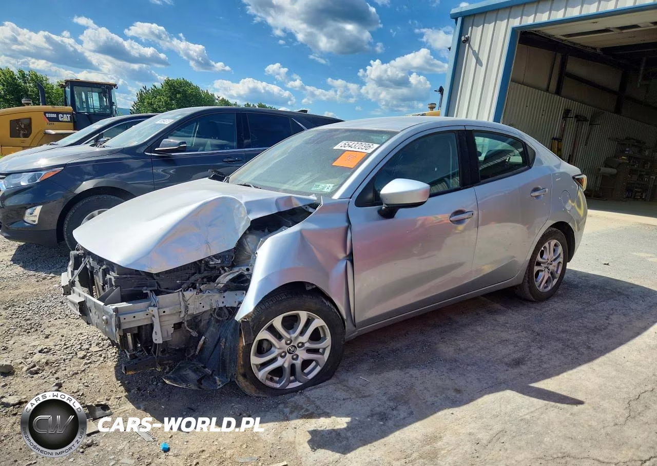 2018 Toyota Yaris Ia Base – zdjęcie 1 z 12