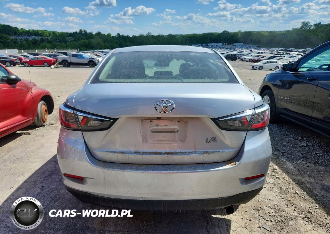 2018 Toyota Yaris Ia Base VIN:3MYDLBYV9JY328045 - 6