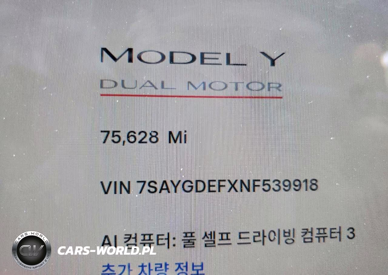 2022 Tesla Model Y VIN:7SAYGDEFXNF539918 - 9