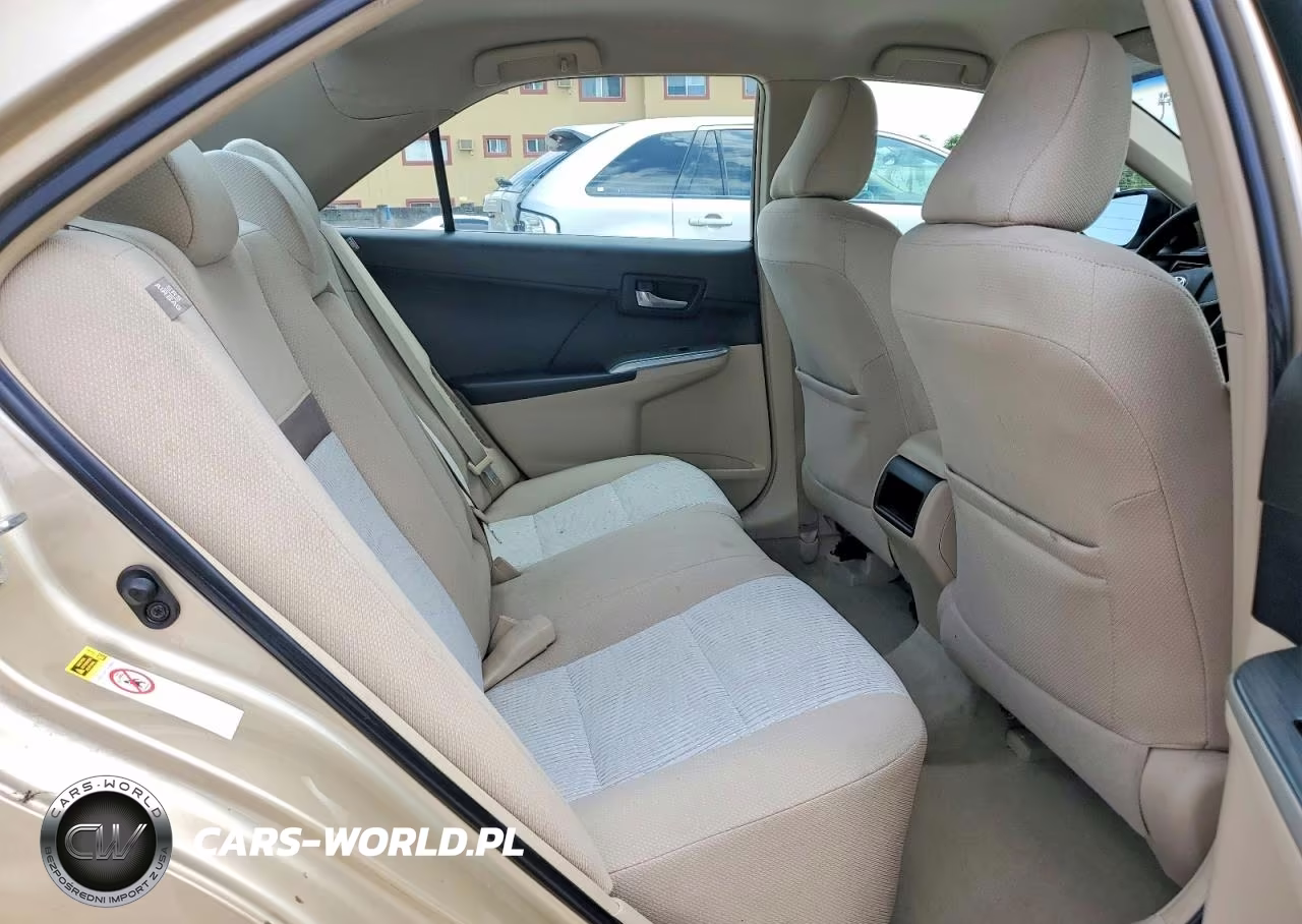 2012 Toyota Camry Hybrid Le VIN:4T1BD1FK8CU005550 - 10