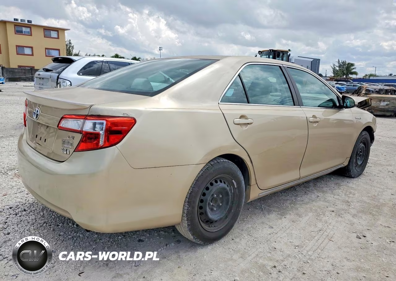 2012 Toyota Camry Hybrid Le VIN:4T1BD1FK8CU005550 - 3