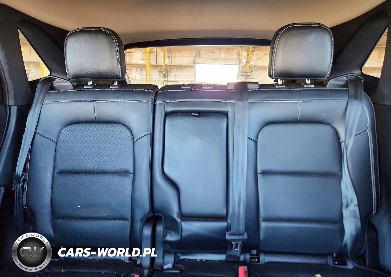 2020 Ford Escape Sel VIN:1FMCU0H66LUA38819 - 10