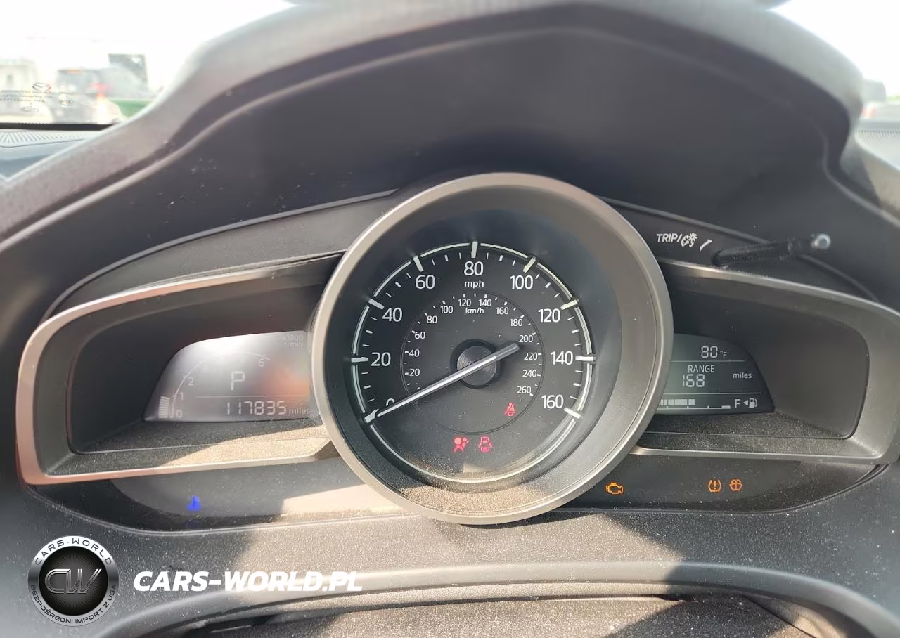 2018 Mazda 3 Sport VIN:3MZBN1U74JM234645 - 9