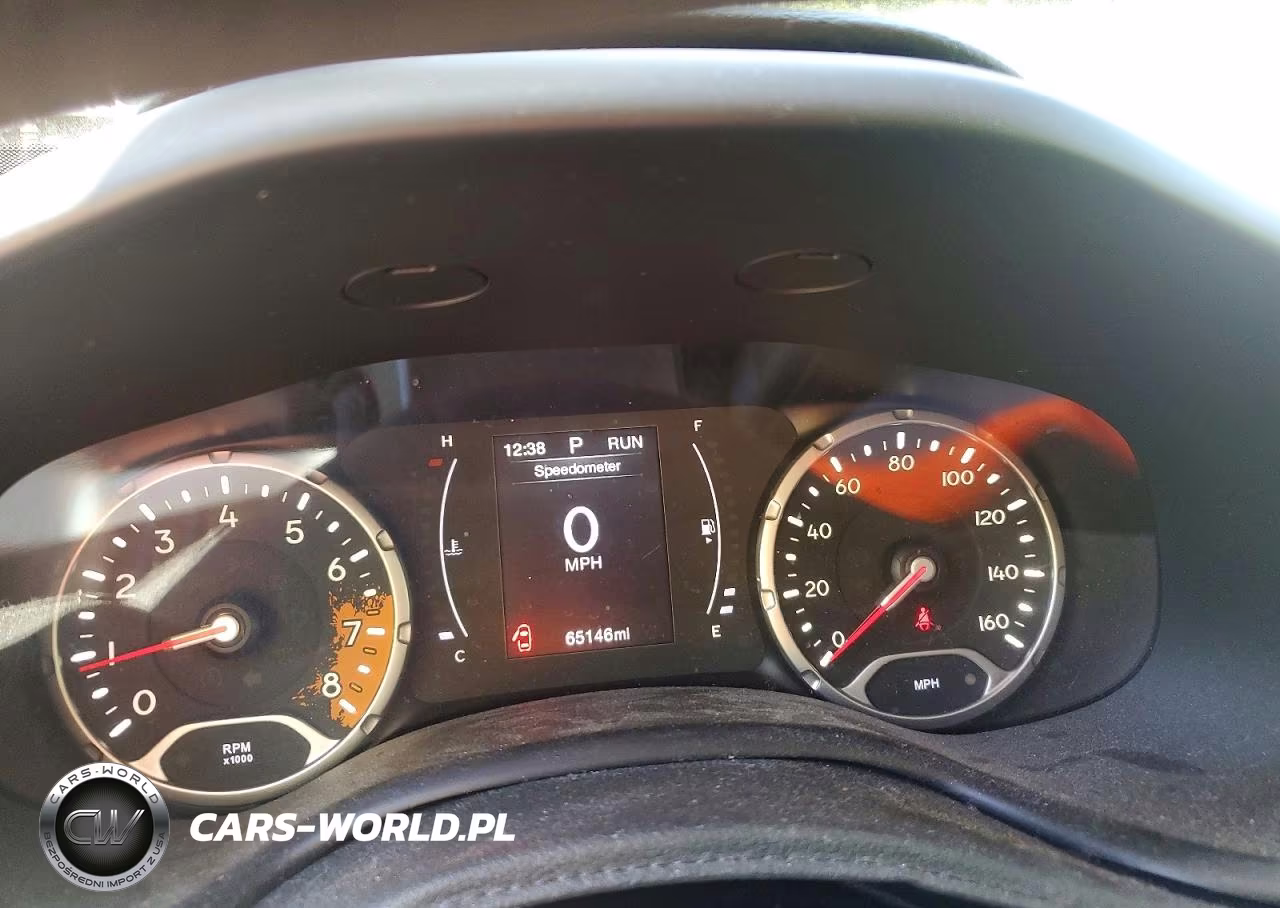 2018 Jeep Renegade Sport VIN:ZACCJBAB7JPH74425 - 9