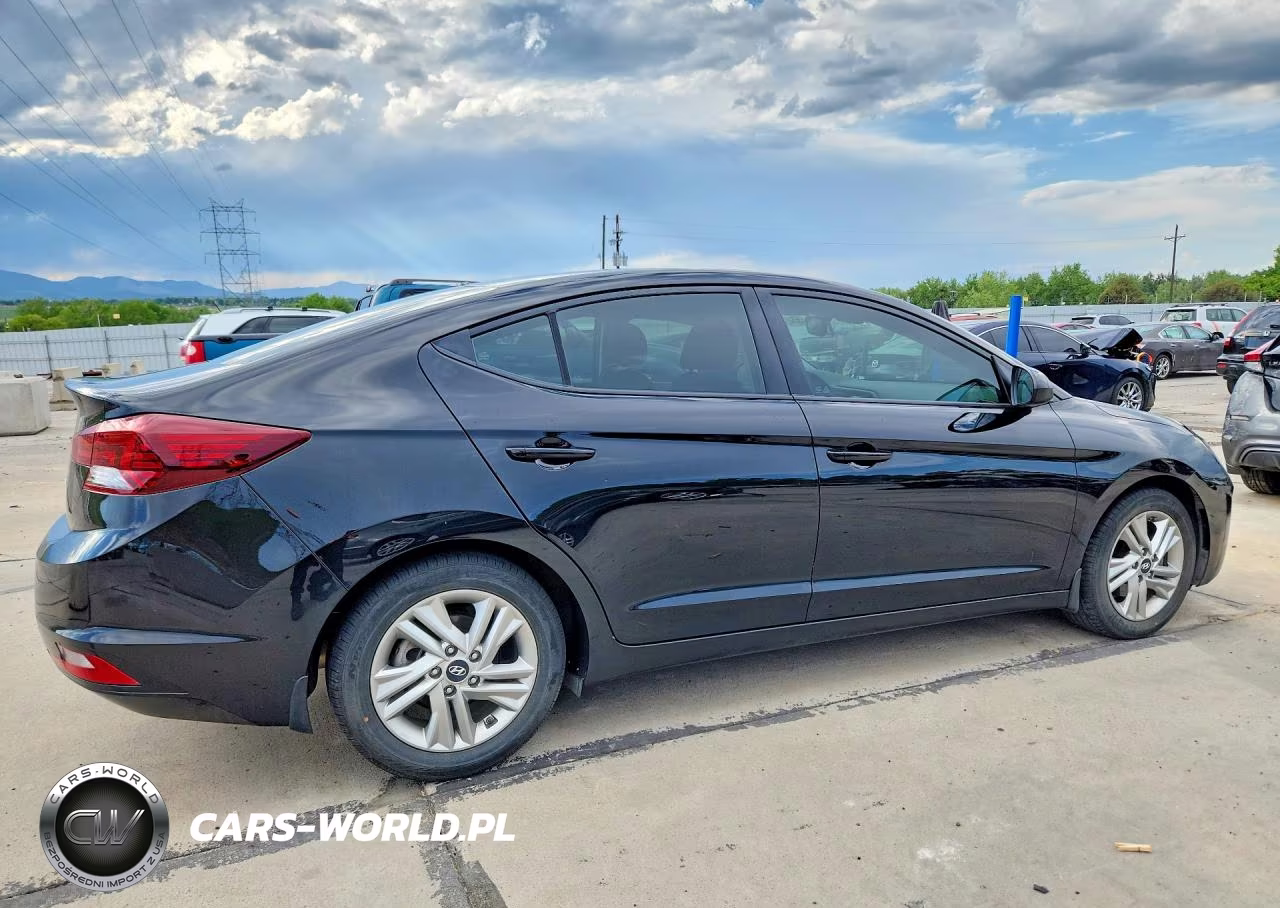 2020 Hyundai Elantra Sel VIN:5NPD84LF8LH605683 - 3