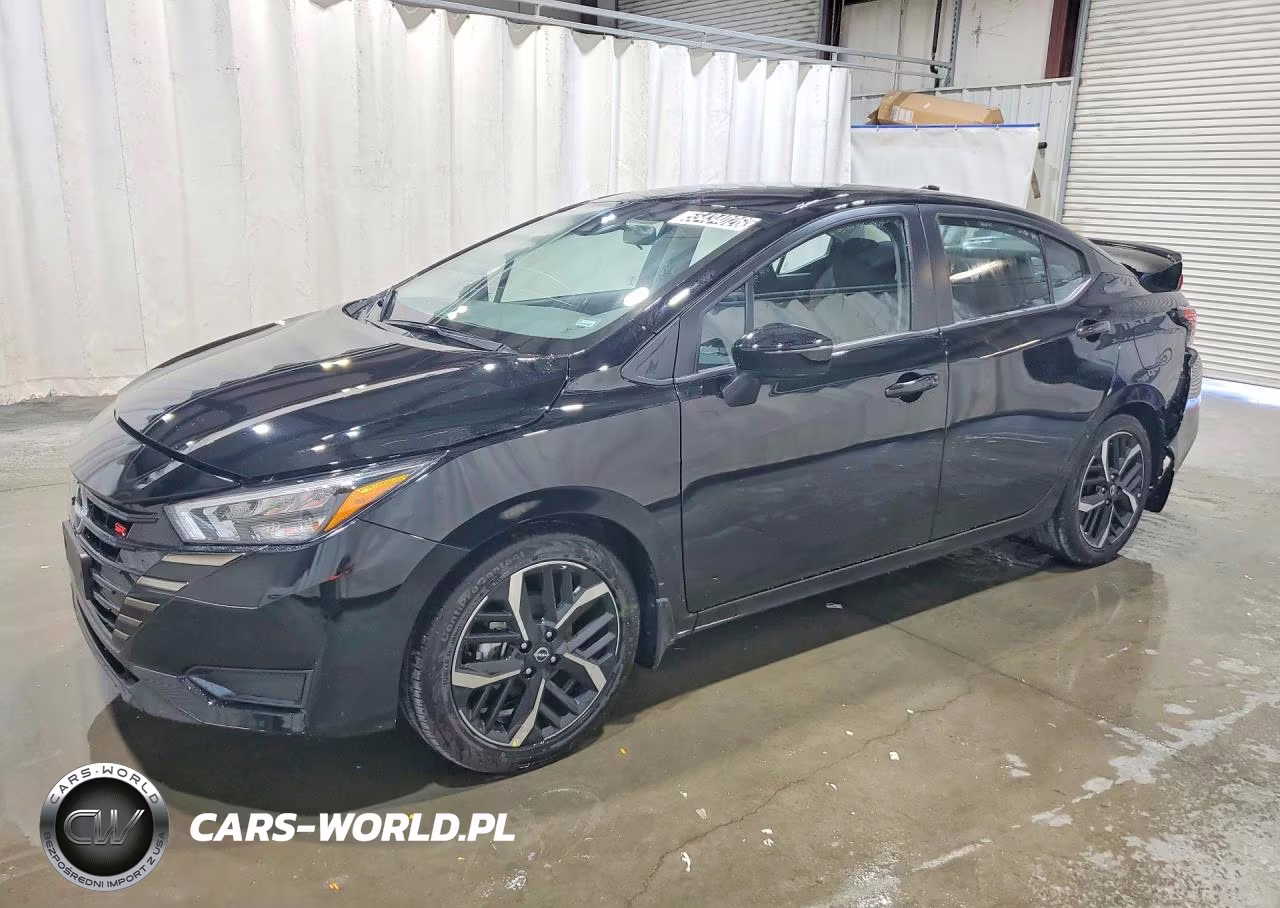 2025 Nissan Versa Sr