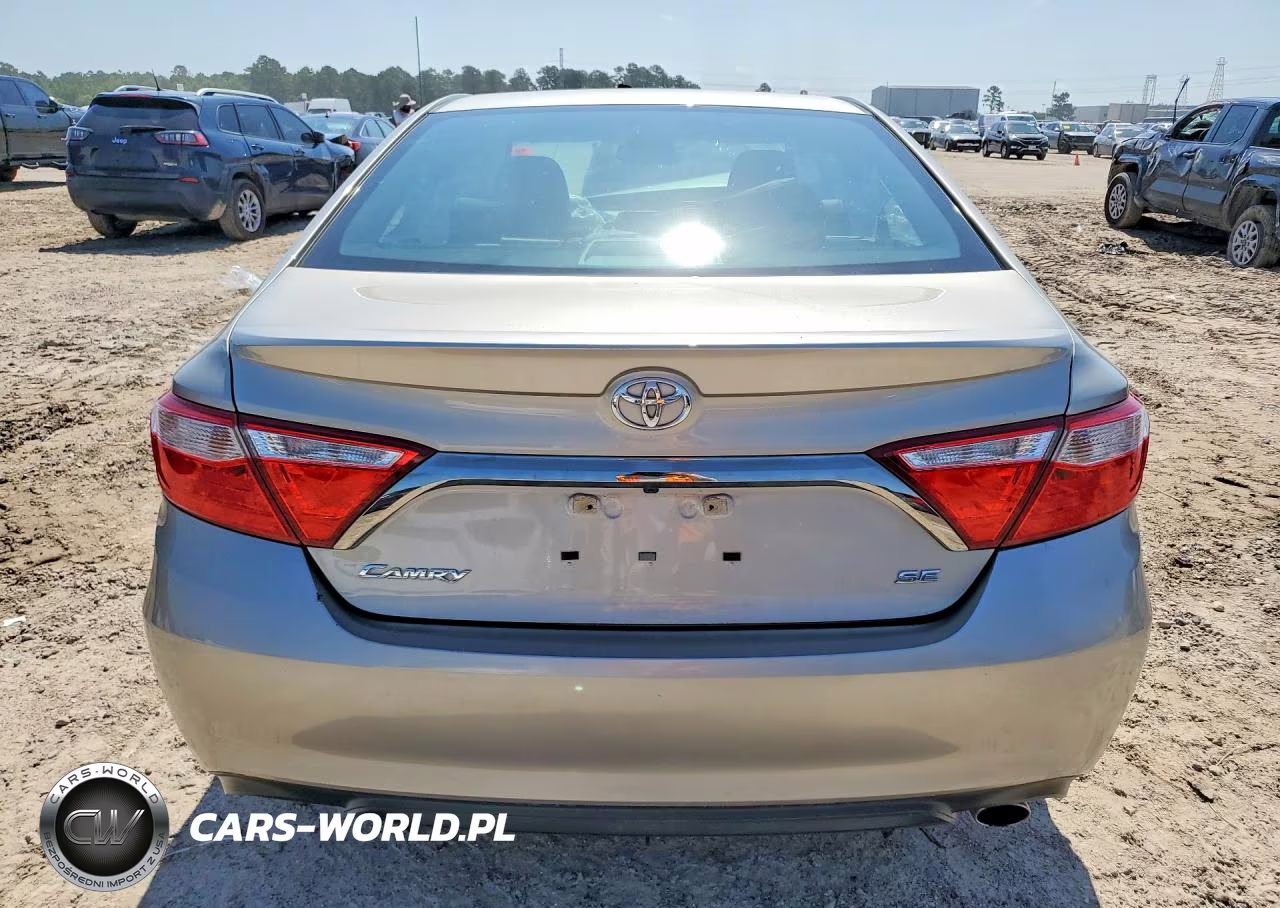 2015 Toyota Camry Se VIN:4T1BF1FK7FU068864 - 6