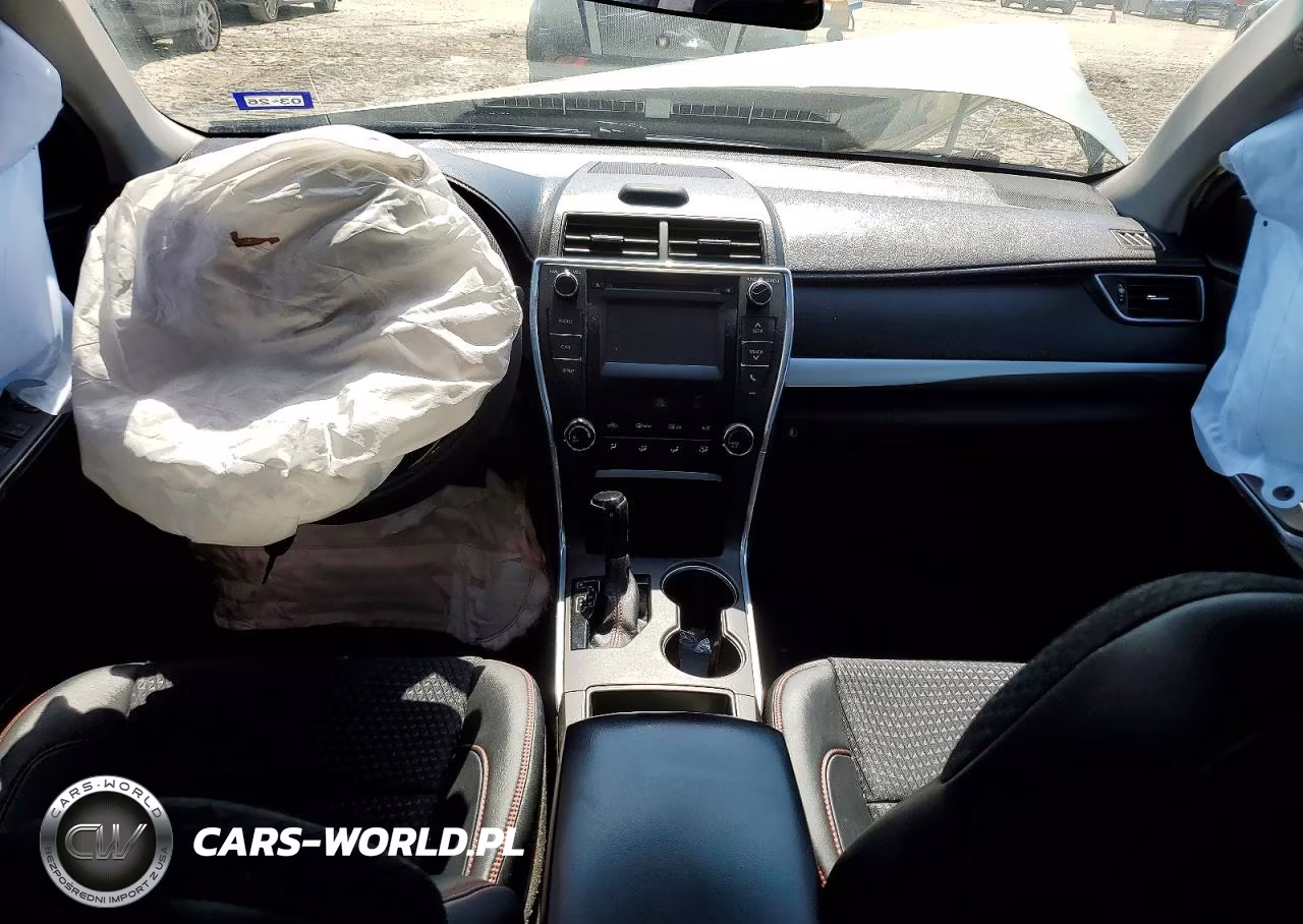 2015 Toyota Camry Se VIN:4T1BF1FK7FU068864 - 8