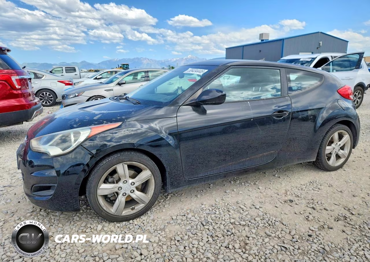 2015 Hyundai Veloster Base