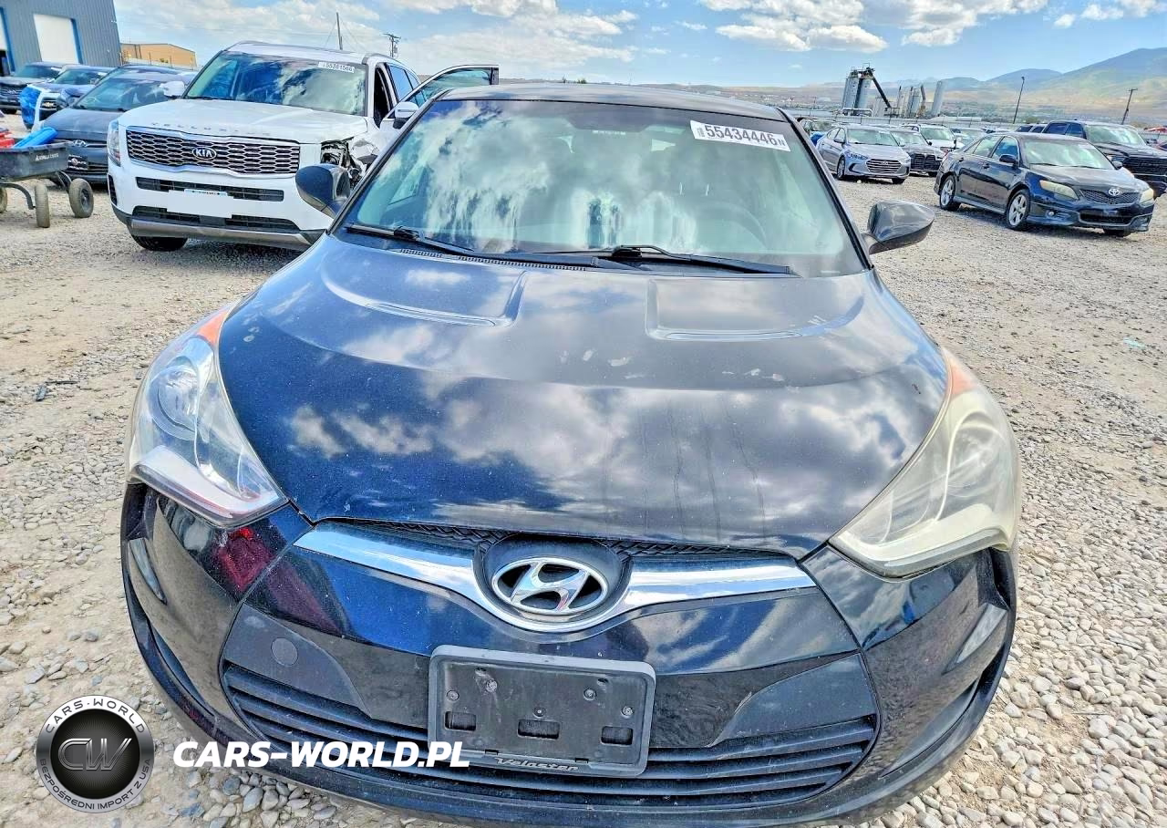 2015 Hyundai Veloster Base VIN:KMHTC6AD4FU243686 - 5