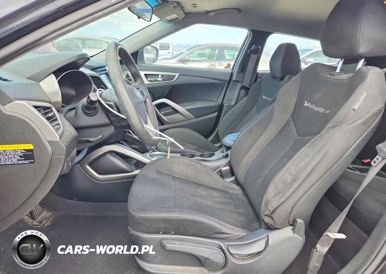 2015 Hyundai Veloster Base VIN:KMHTC6AD4FU243686 - 7