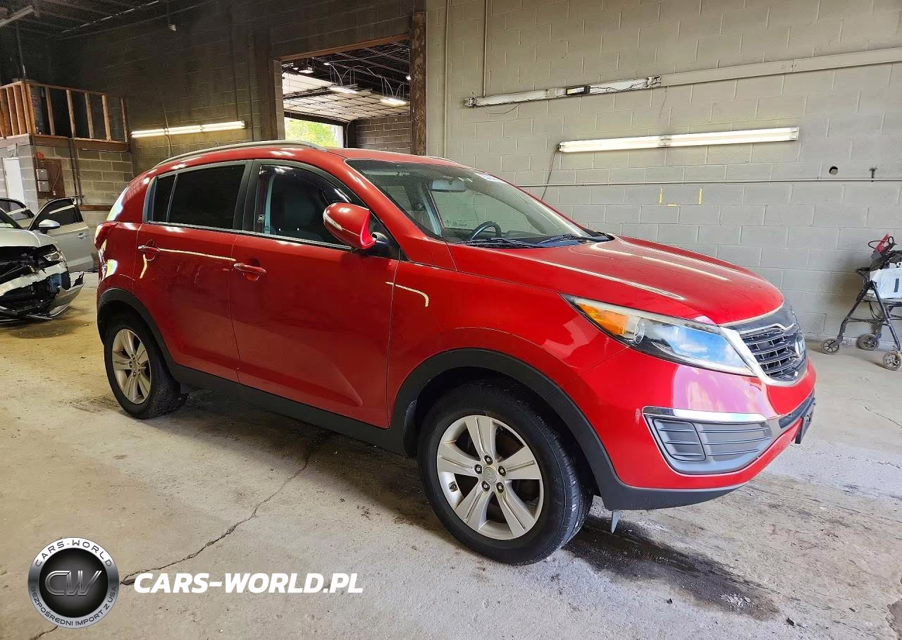 2013 Kia Sportage Lx VIN:KNDPB3A27D7475684 - 4