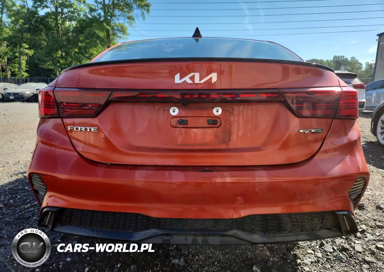 2023 Kia Forte Gt Line VIN:3KPF54AD0PE536730 - 6