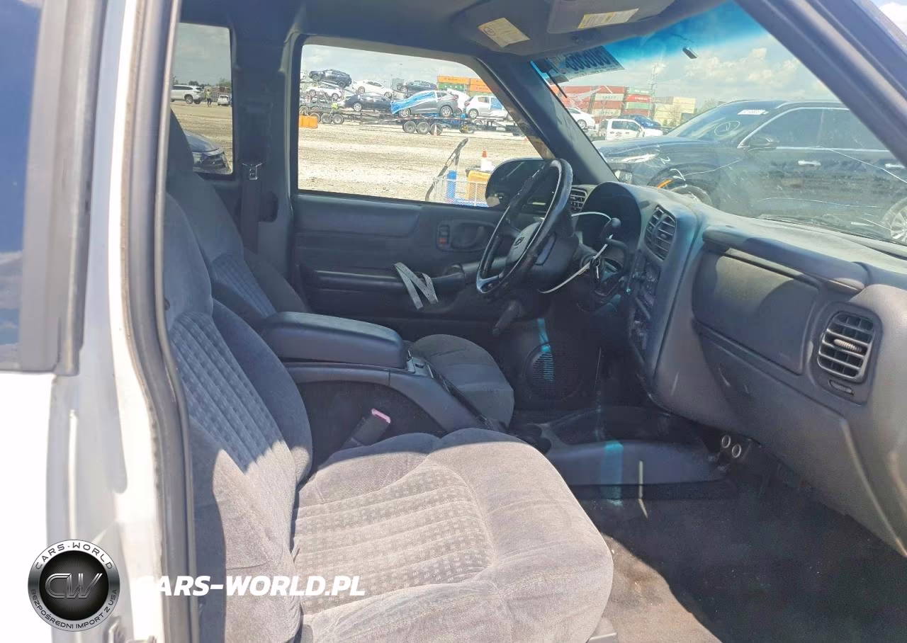 2001 Chevrolet S Truck S10 VIN:1GCCS195918132950 - 10