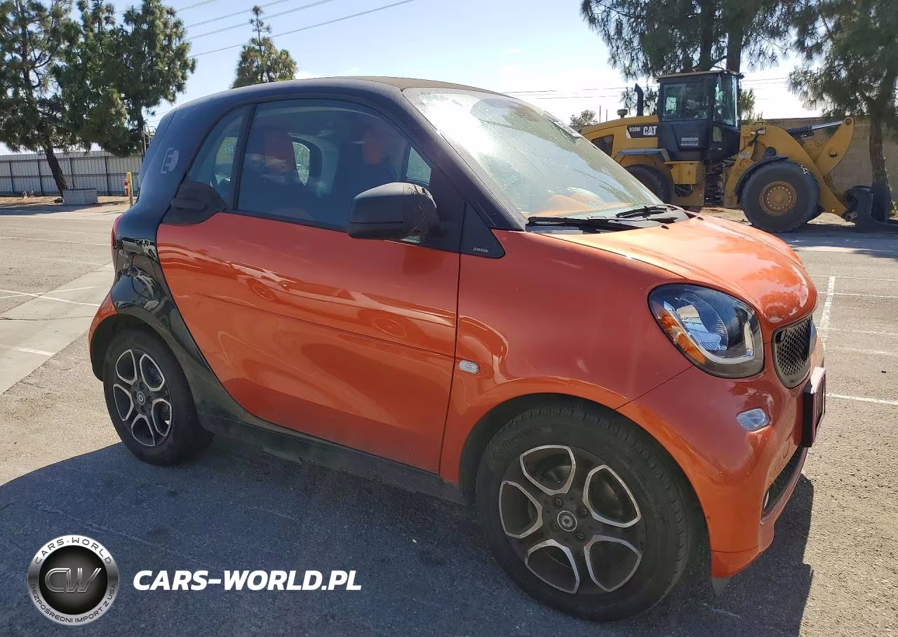 2018 Smart Fortwo VIN:WMEFJ9BA5JK265781 - 4