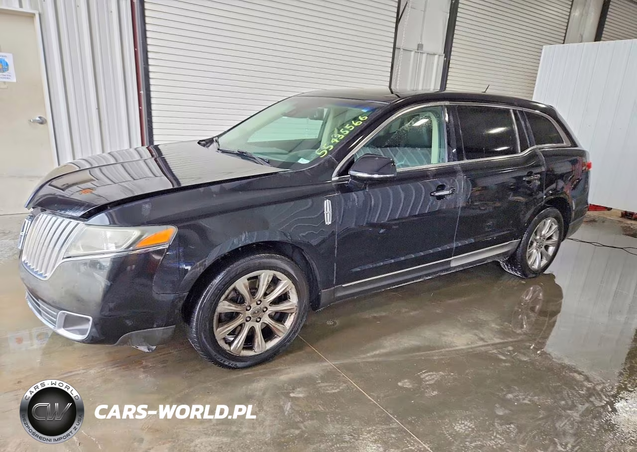 2019 Lincoln Mkt – zdjęcie 1 z 13