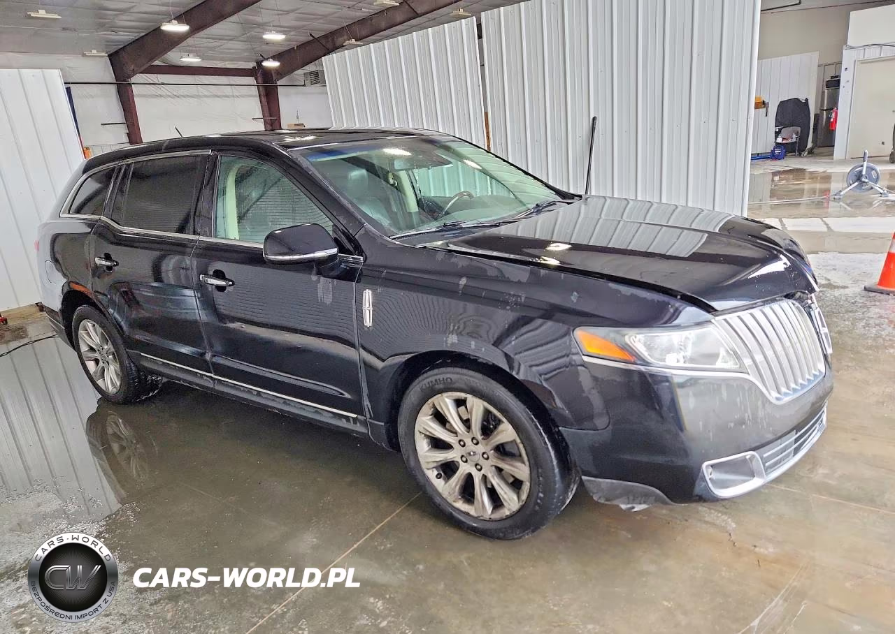 2019 Lincoln Mkt VIN:2LMHJ5ATXKBL01690 - 4