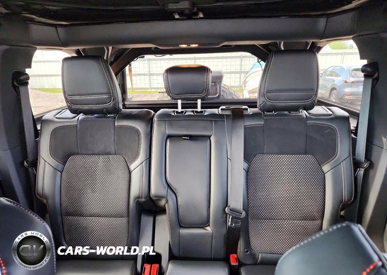 2023 Ford Bronco Raptor VIN:1FMEE5JR3PLB78054 - 10
