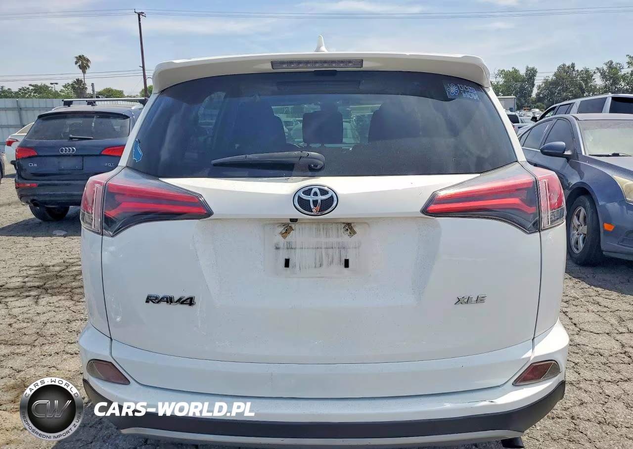 2018 Toyota Rav4 Xle VIN:JTMWFREV1JJ730819 - 6
