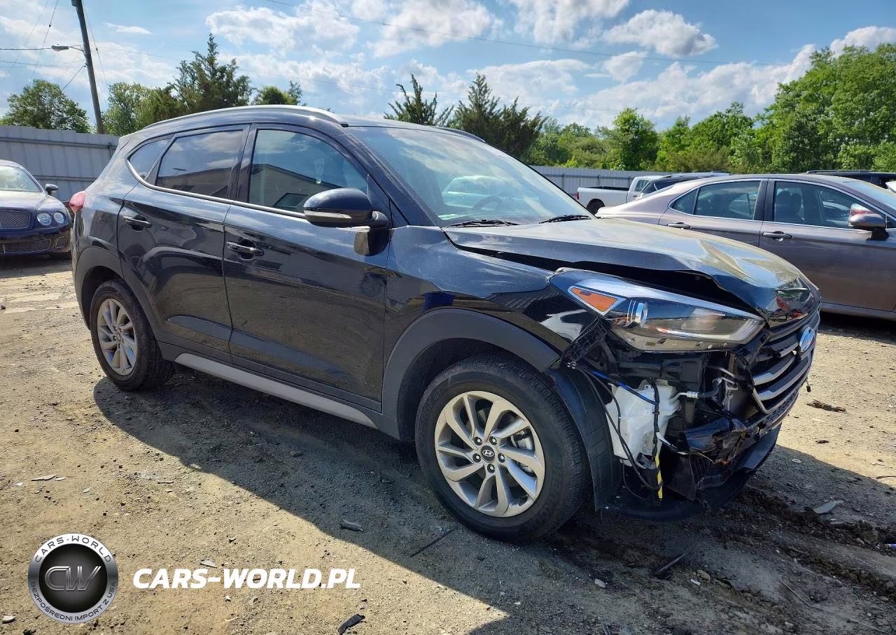 2017 Hyundai Tucson Se Plus VIN:KM8J33A47HU508173 - 4