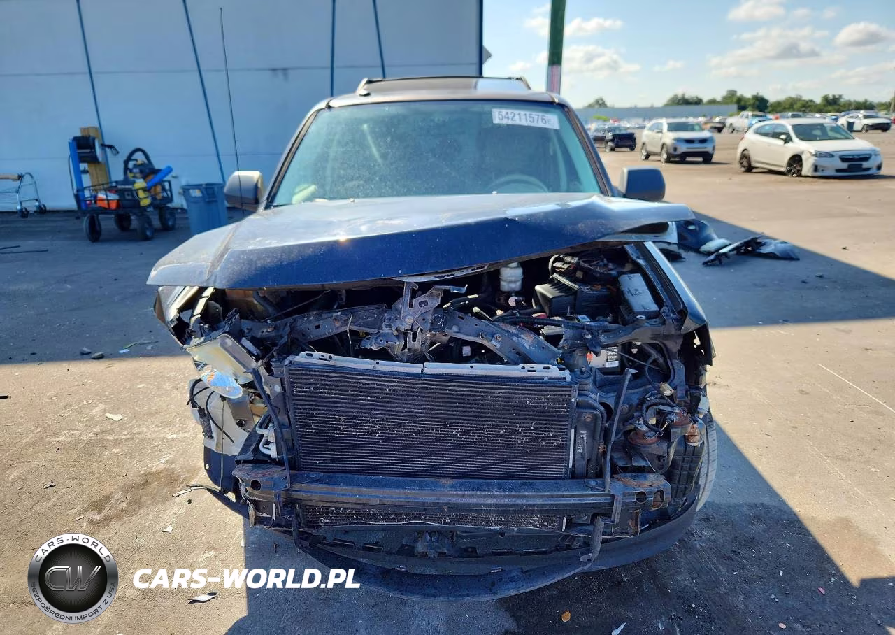 2009 Ford Escape Xlt VIN:1FMCU03729KC68104 - 5