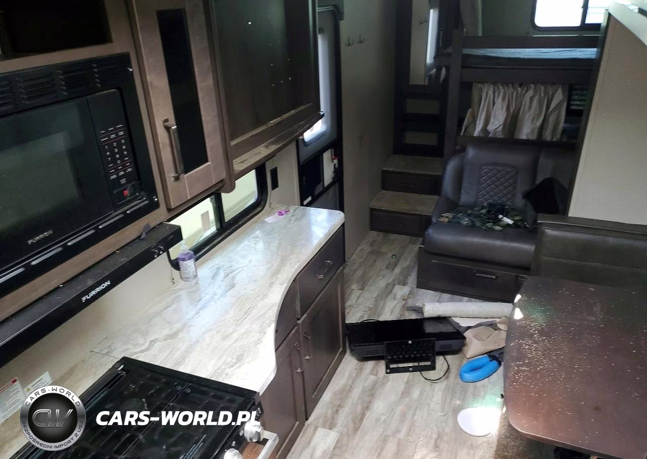 2022 Grand Design Transcend Camper VIN:573TT3329N8818881 - 6