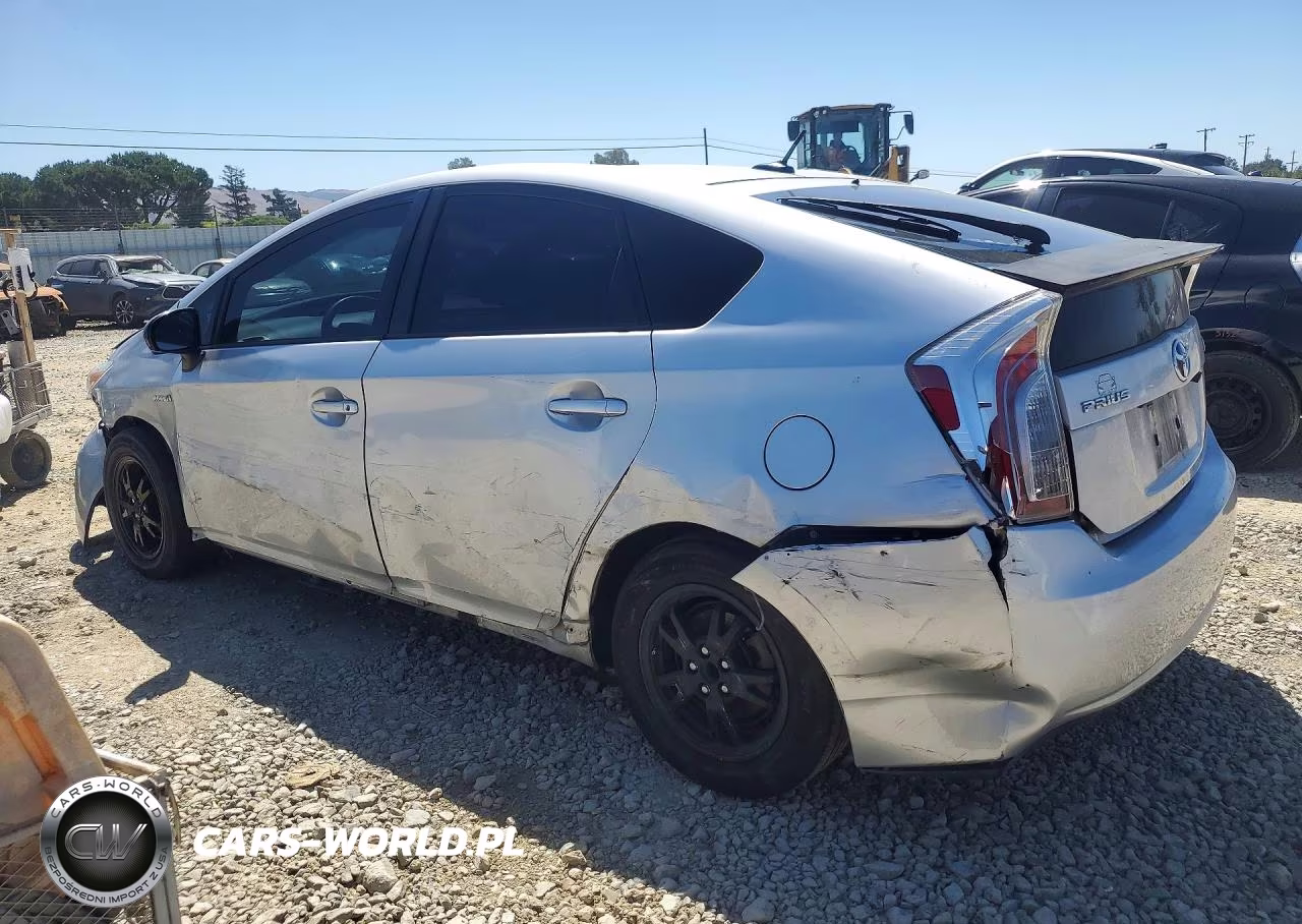 2012 Toyota Prius Three VIN:JTDKN3DUXC0336817 - 2