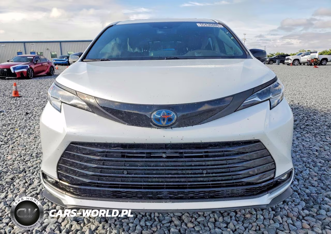 2022 Toyota Sienna Platinum 7-Passenger VIN:5TDERKEC8NS089329 - 5