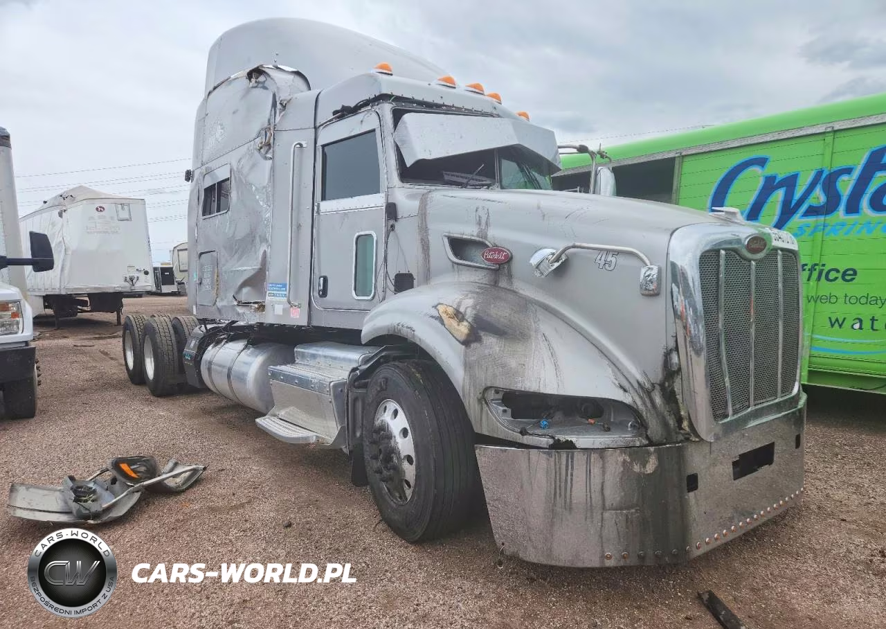 2012 Peterbilt 386 Semi Truck