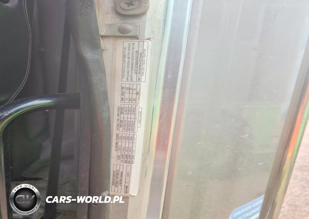 2012 Peterbilt 386 Semi Truck VIN:1XPHDP9X8CD154449 - 10