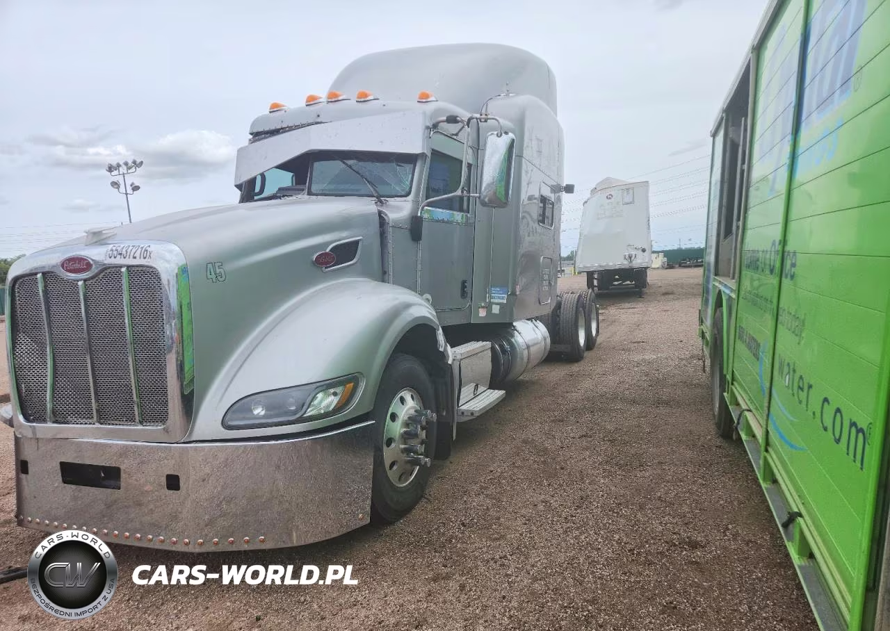 2012 Peterbilt 386 Semi Truck VIN:1XPHDP9X8CD154449 - 2