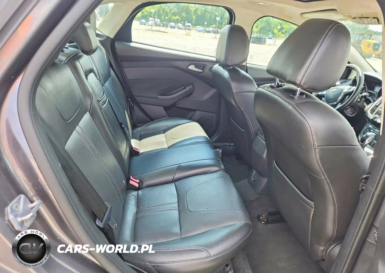 2013 Ford Focus Titanium VIN:1FADP3J2XDL161724 - 10