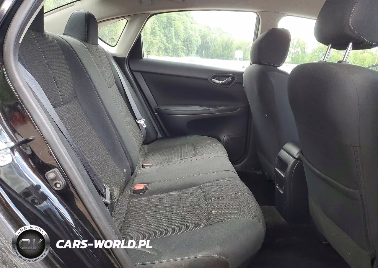 2018 Nissan Sentra S VIN:3N1AB7AP8JY326433 - 10