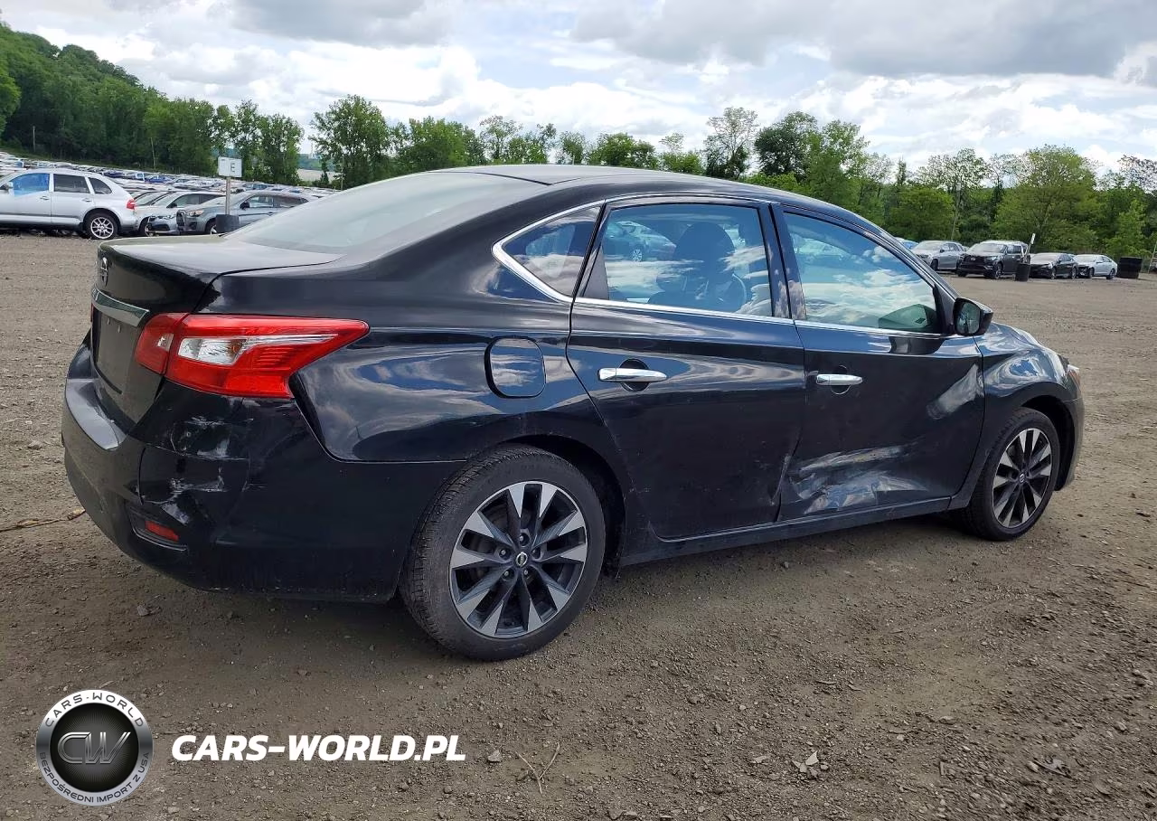 2018 Nissan Sentra S VIN:3N1AB7AP8JY326433 - 3