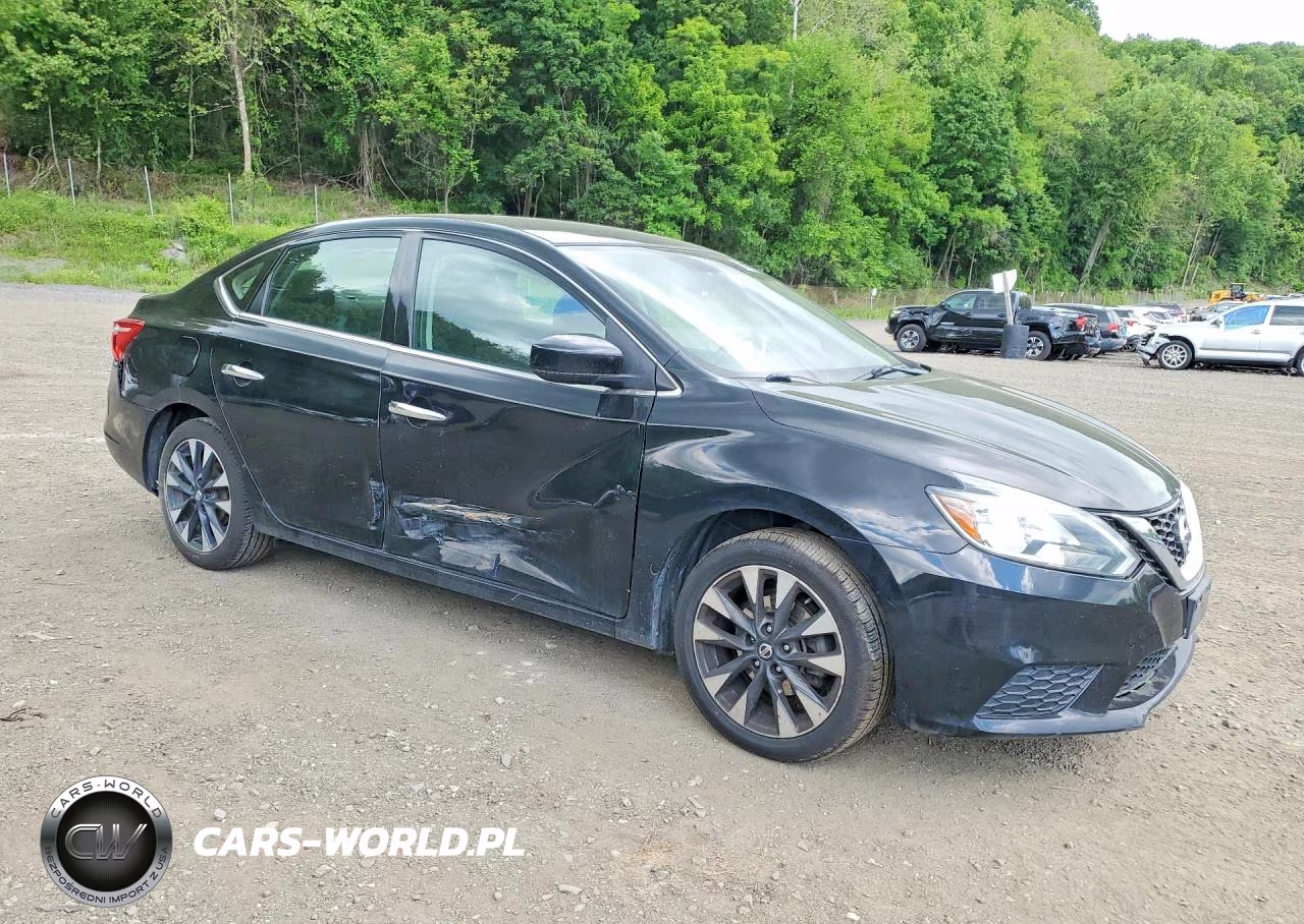 2018 Nissan Sentra S VIN:3N1AB7AP8JY326433 - 4
