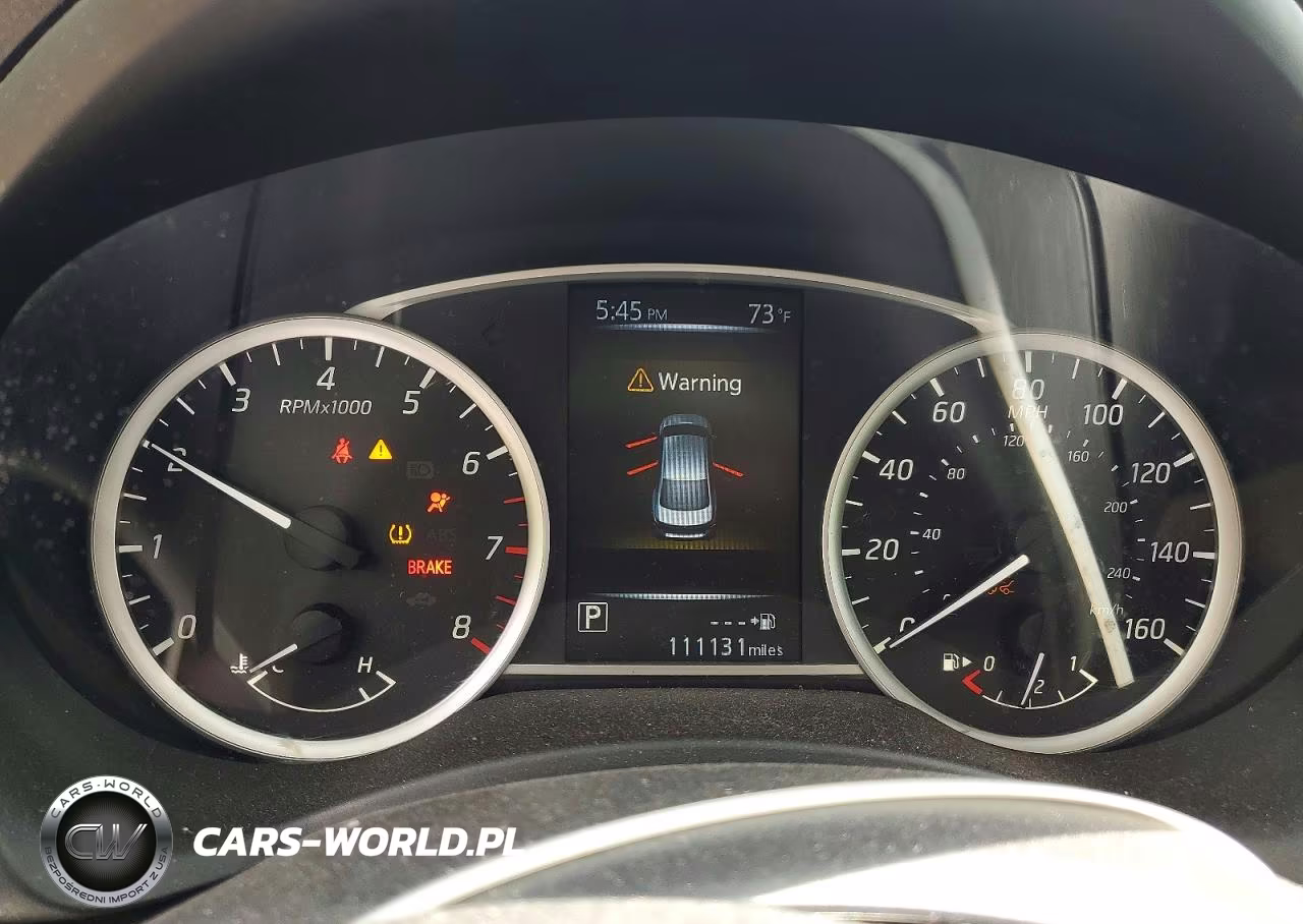 2018 Nissan Sentra S VIN:3N1AB7AP8JY326433 - 9
